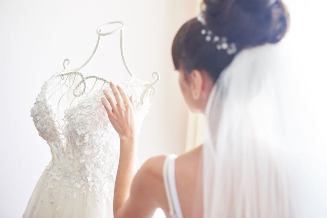How Does a Wedding Dress Box Compare to Hanging Storage?